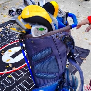 Nike golf cart ,clubs